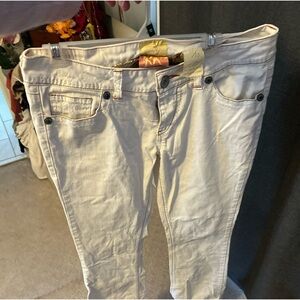 NWOT vintage MARLOW jeans.